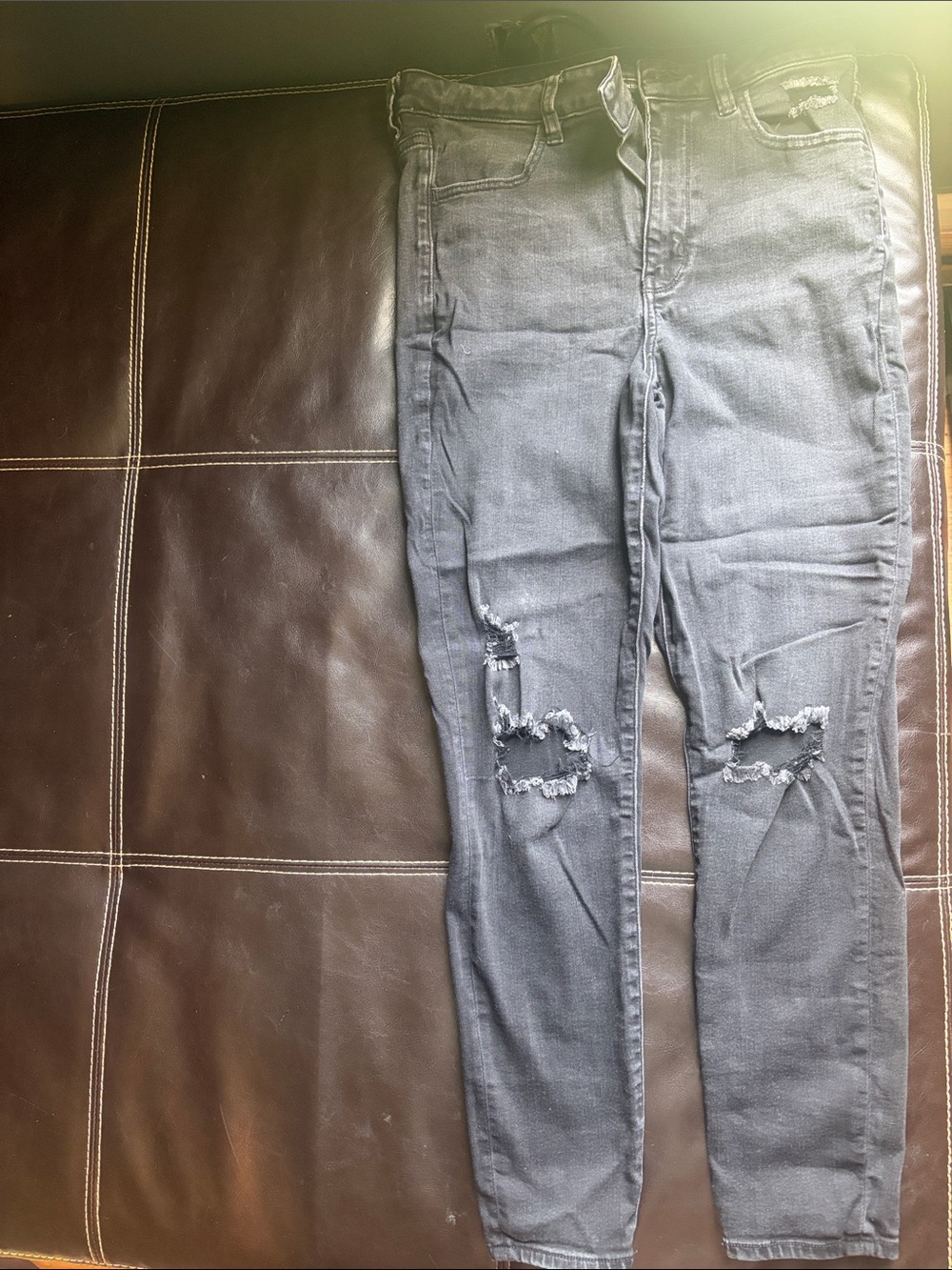 American Eagle Outfitters Gray Distressed Skinny Jeans